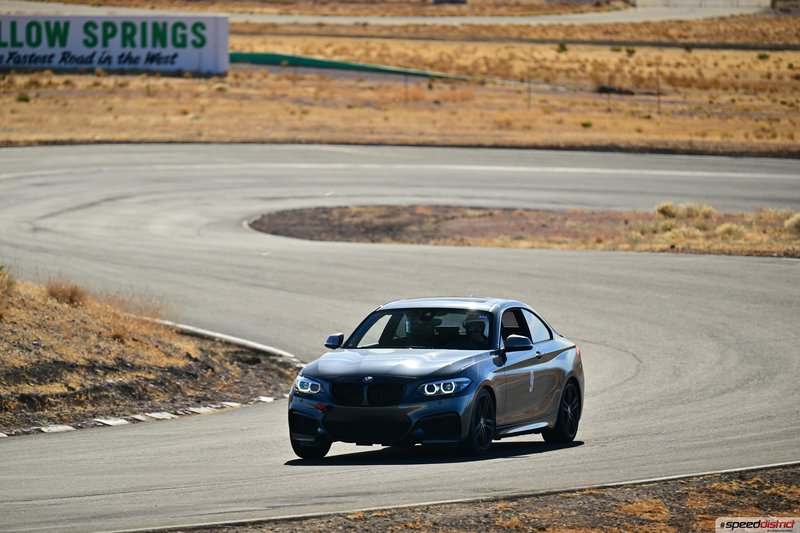 BMW M240i