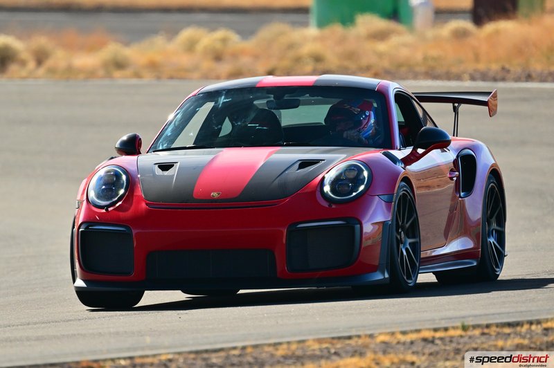 Porsche 911 GT2 RS