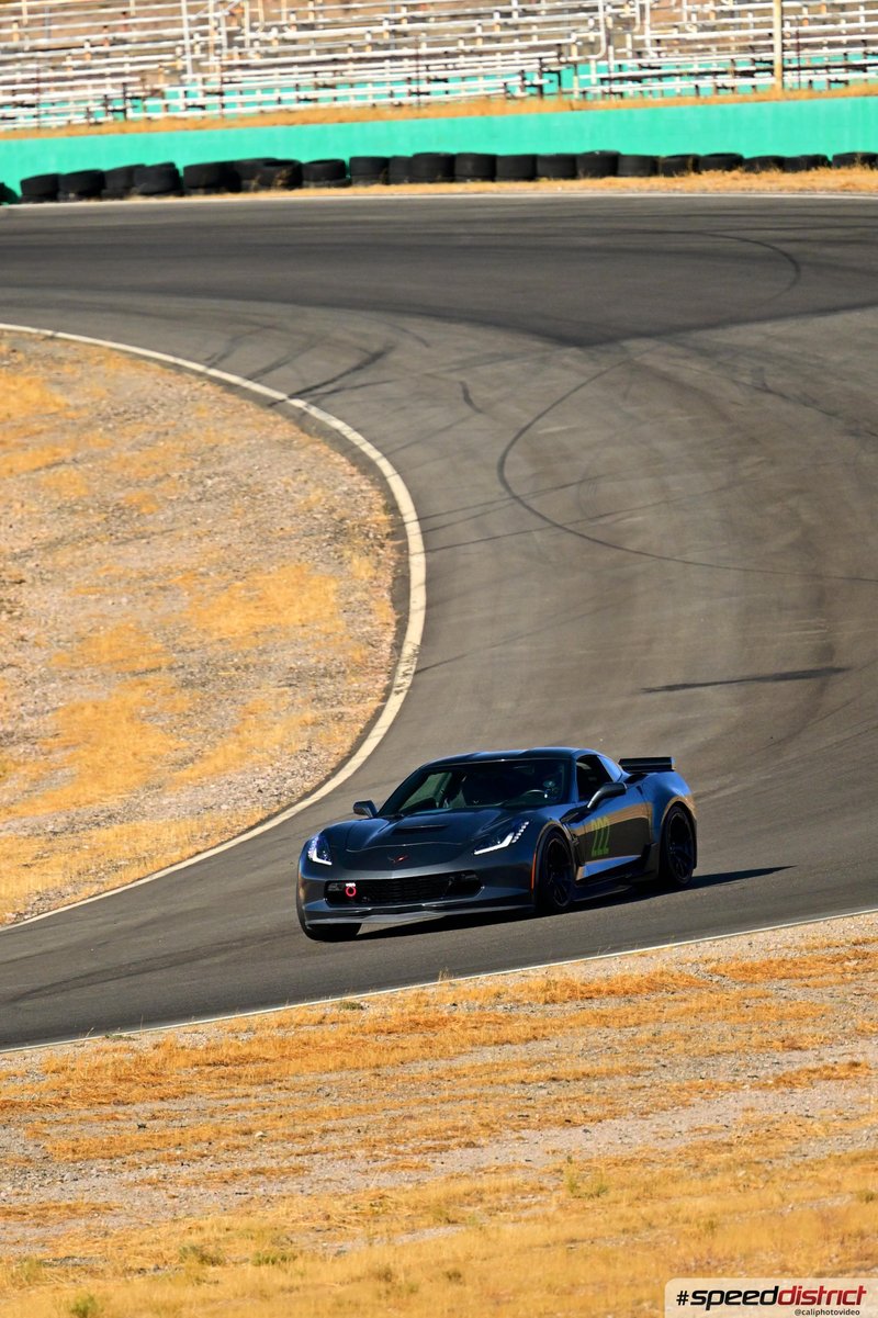 Chevrolet Corvette Z06 black