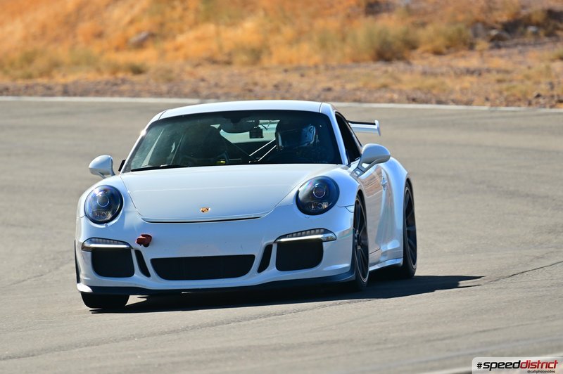 Porsche 911 GT3 white
