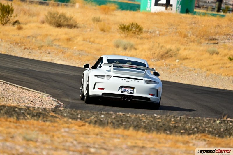 Porsche 911 GT3 white