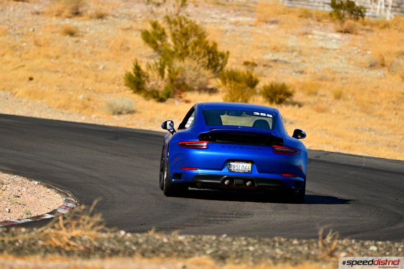 Porsche 911 GT3 blue