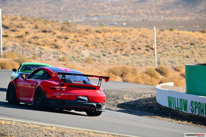 Porsche 911 GT2 RS