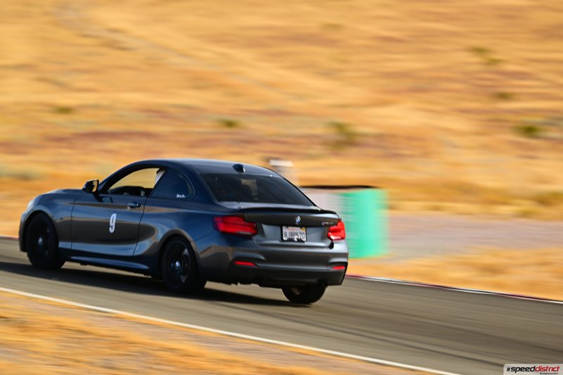 BMW M240i