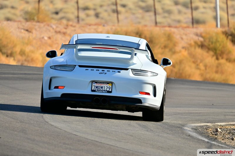 Porsche 911 GT3 white