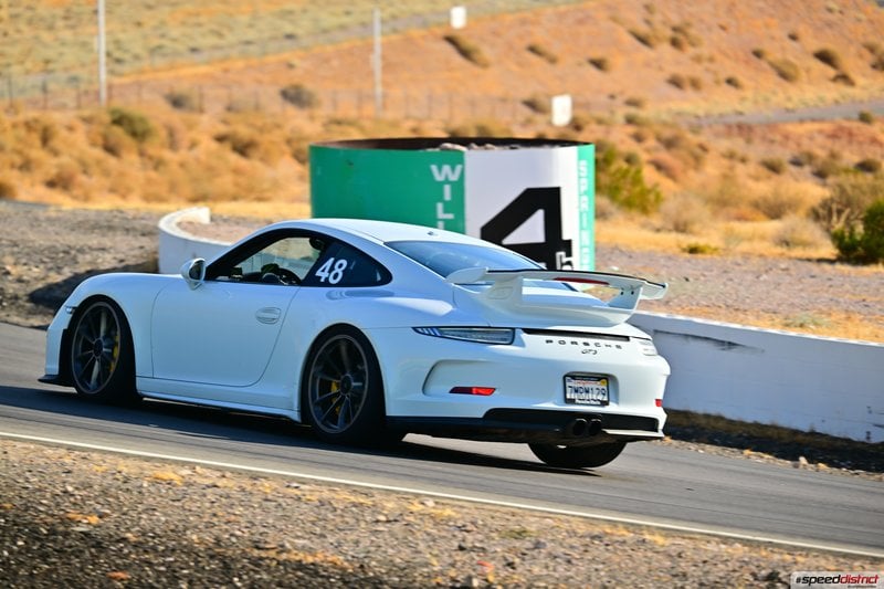 Porsche 911 GT3 white
