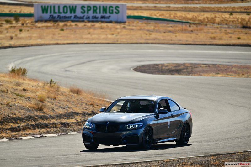 BMW M240i