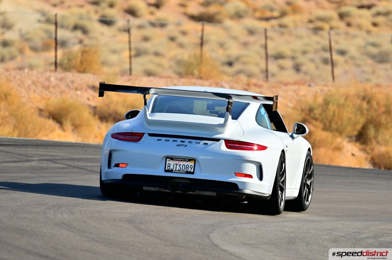 Porsche 911 GT3 white