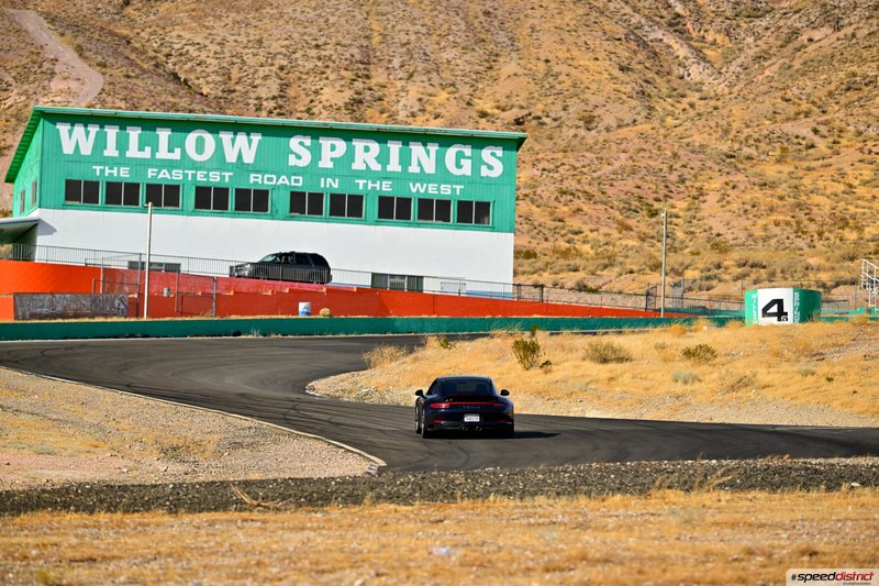 Porsche 911 GT3 blue