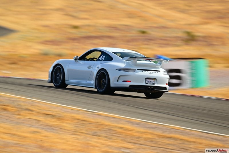 Porsche 911 GT3 white