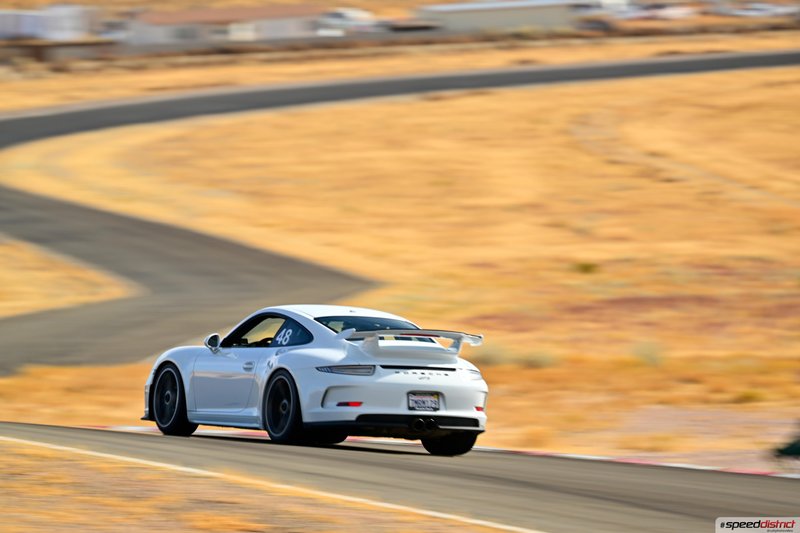 Porsche 911 GT3 white