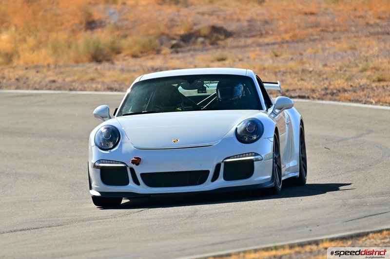 Porsche 911 GT3 white