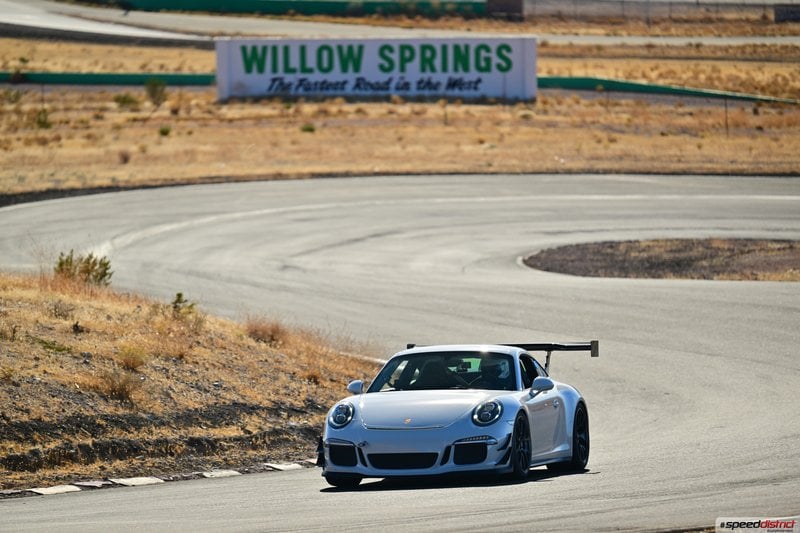 Porsche 911 GT3 white