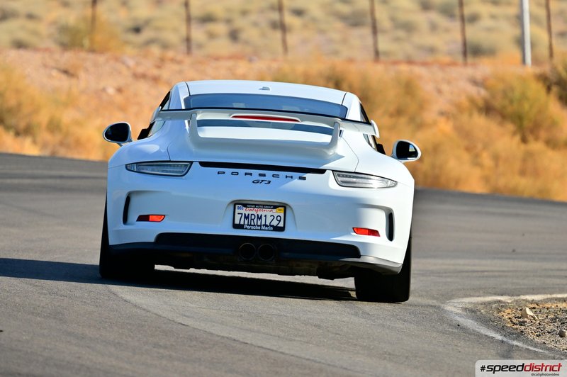 Porsche 911 GT3 white