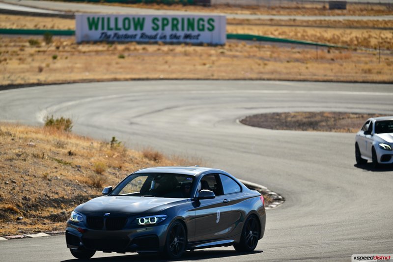 BMW M240i