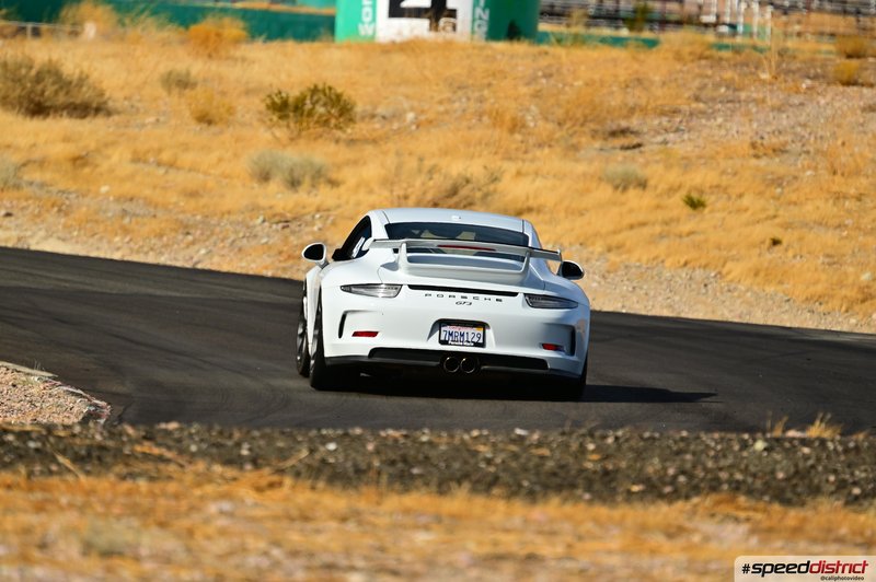 Porsche 911 GT3 white