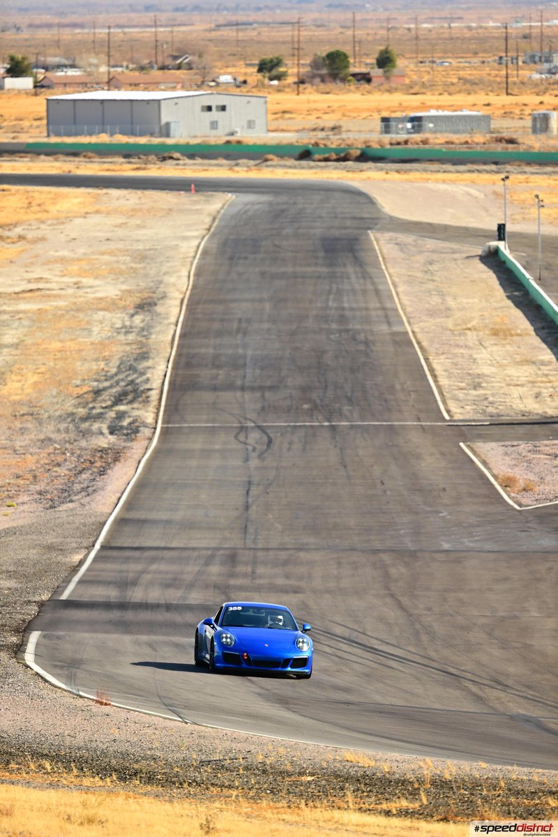 Porsche 911 GTS