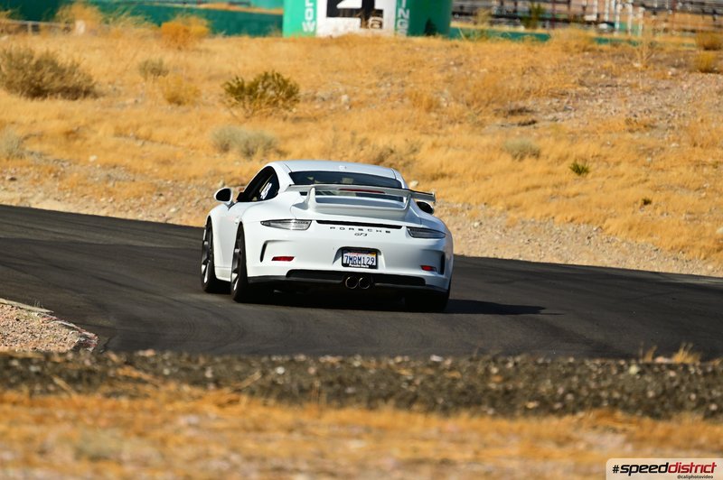 Porsche 911 GT3 white