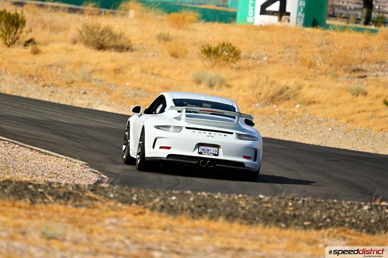 Porsche 911 GT3 white