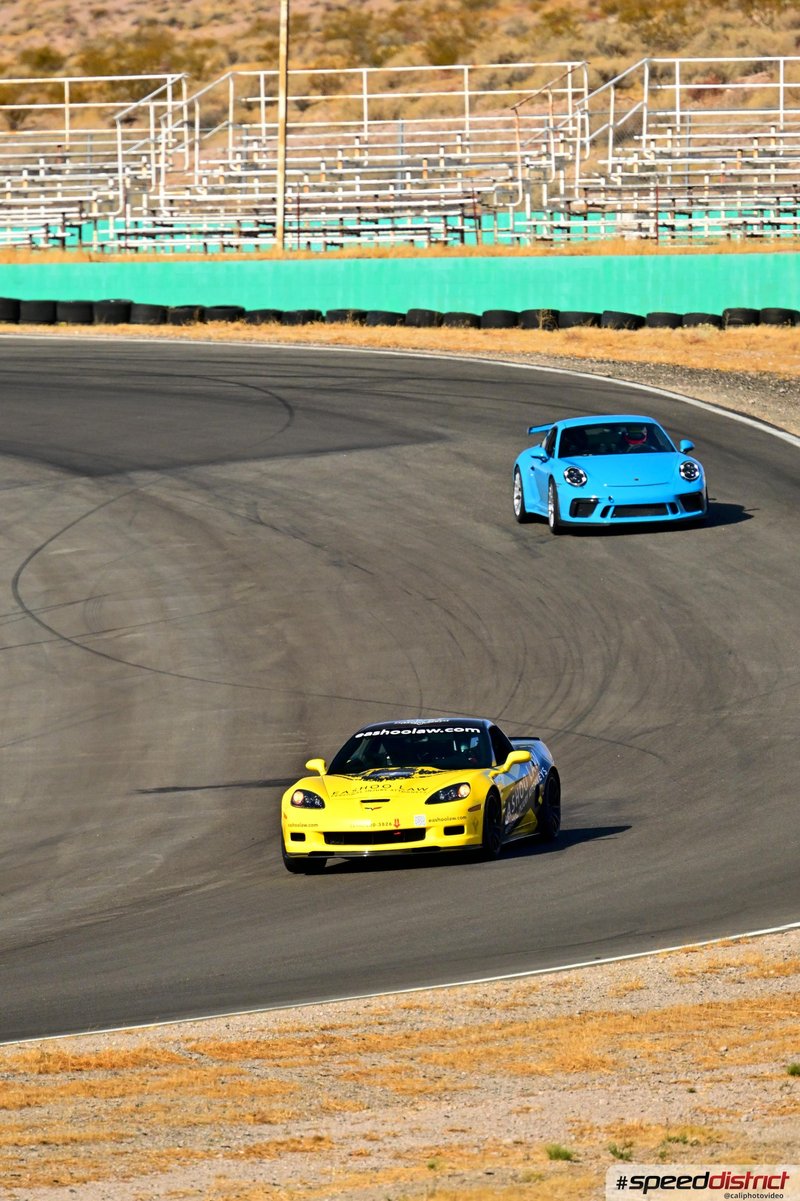 Porsche 911 GT3 RS blue