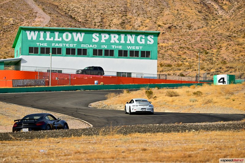 Porsche 911 GT3 white