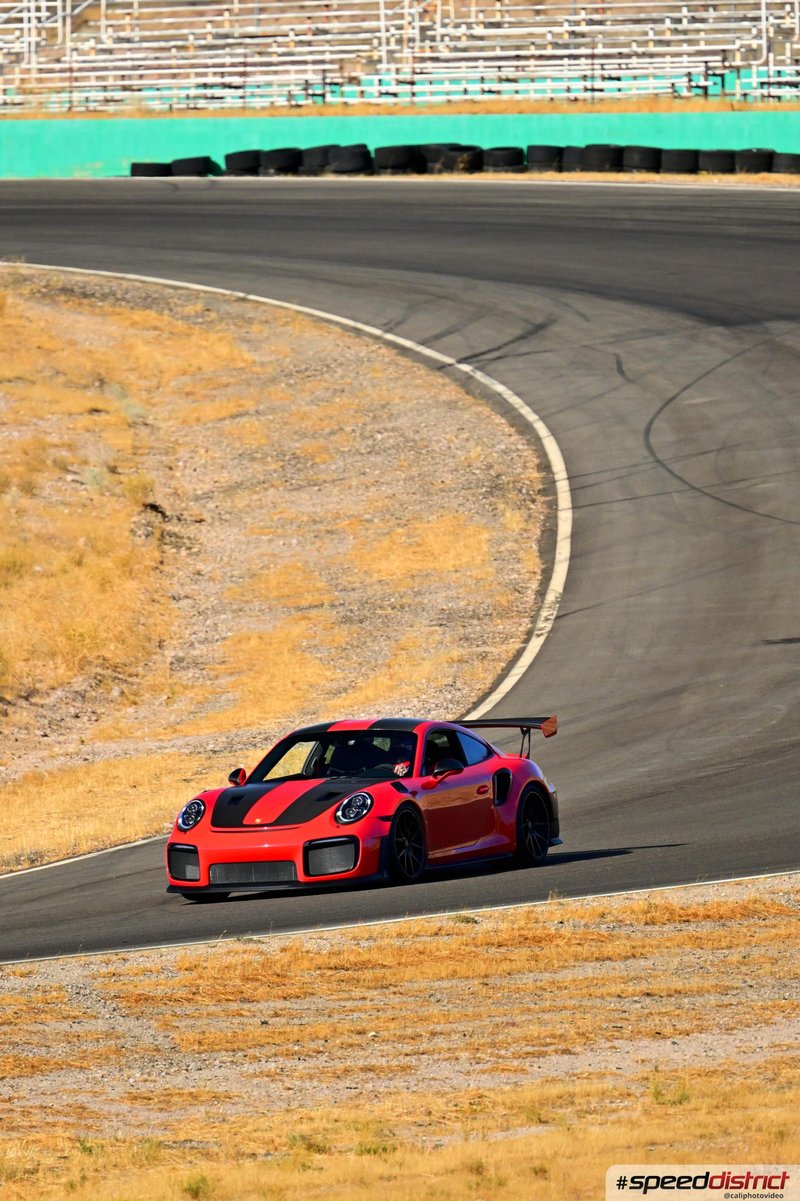 Porsche 911 GT2 RS