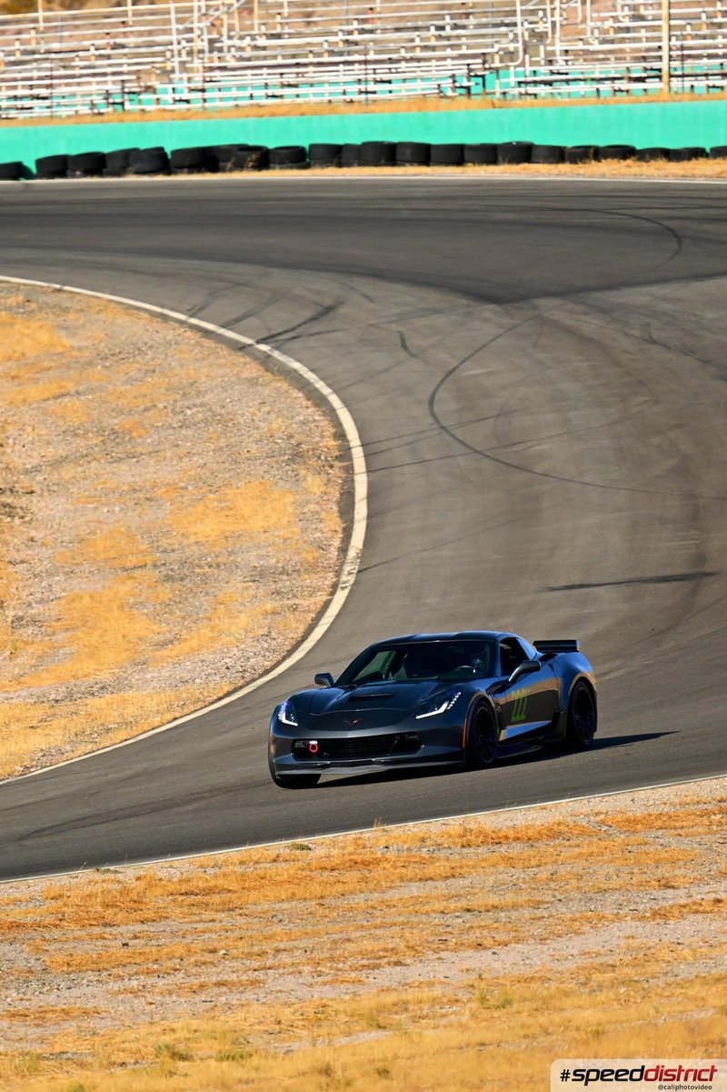 Chevrolet Corvette Z06 black