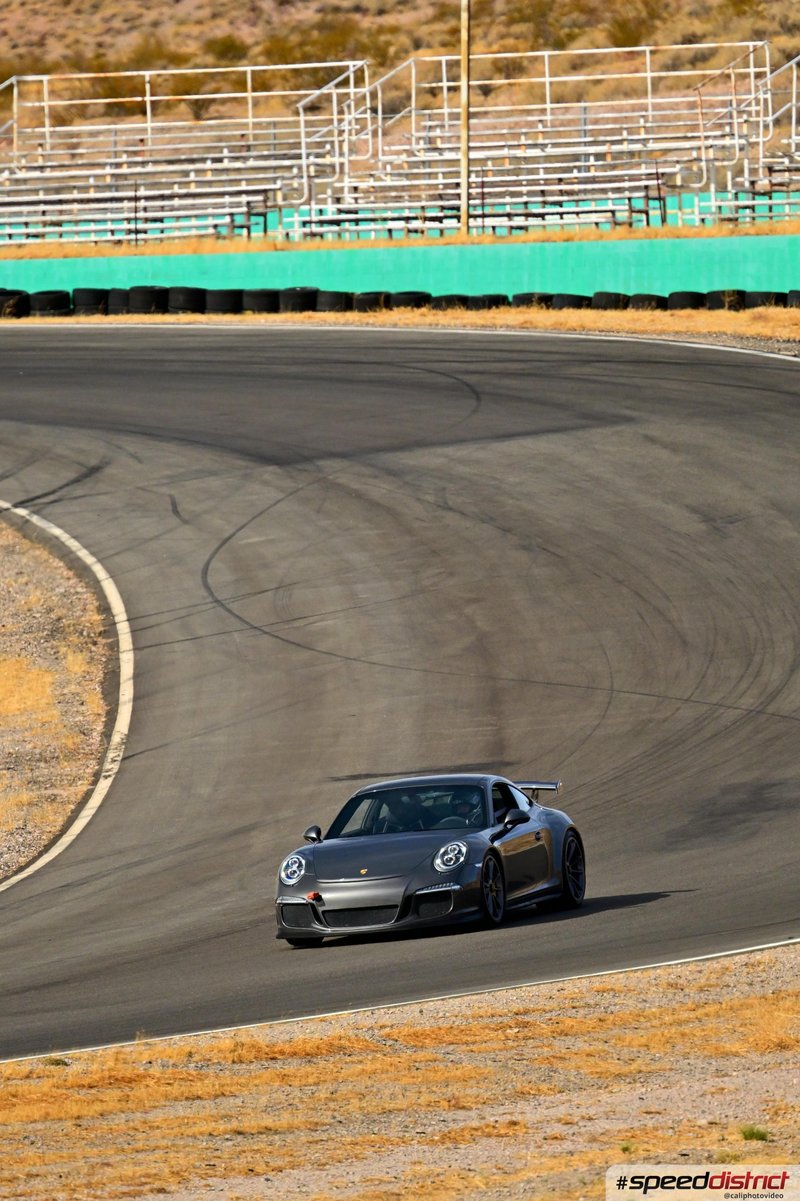 Porsche 911 GT3 gray