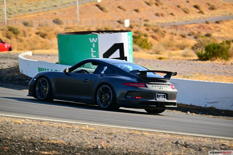 Porsche 911 GT3 gray