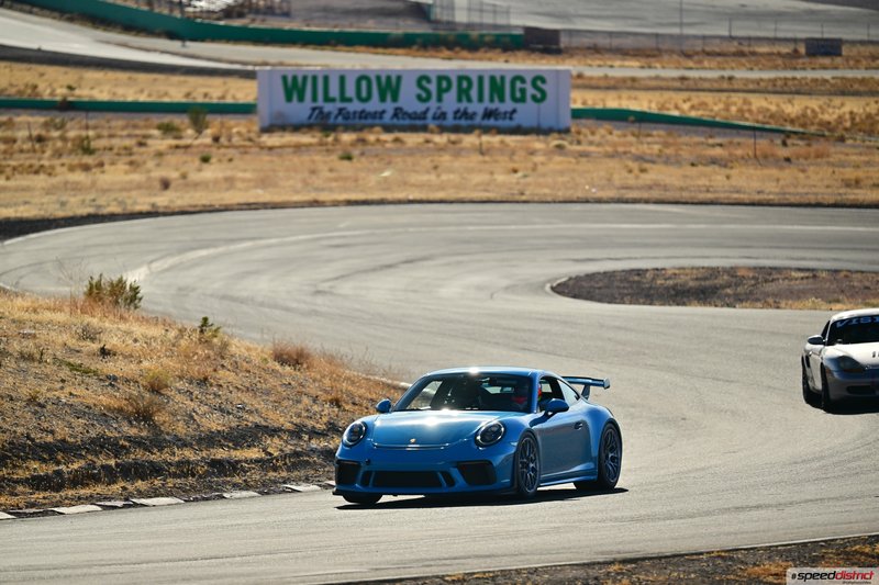 Porsche 911 GT3 blue