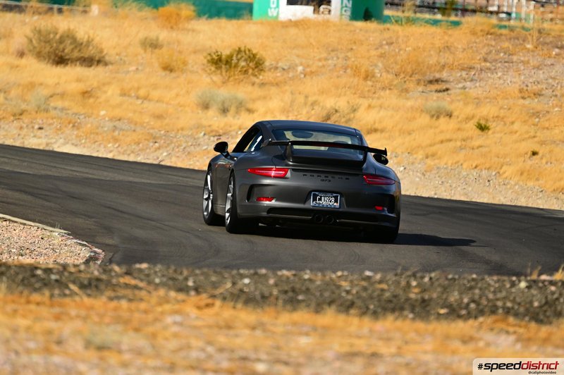 Porsche 911 GT3 gray