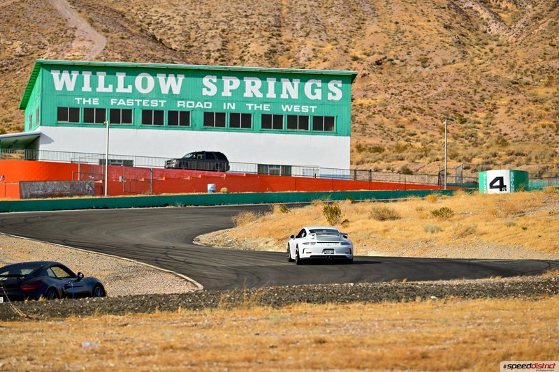 Porsche 911 GT3 white