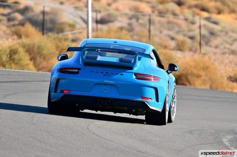 Porsche 911 GT3 blue