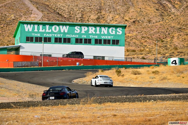 Porsche 911 GT3 white