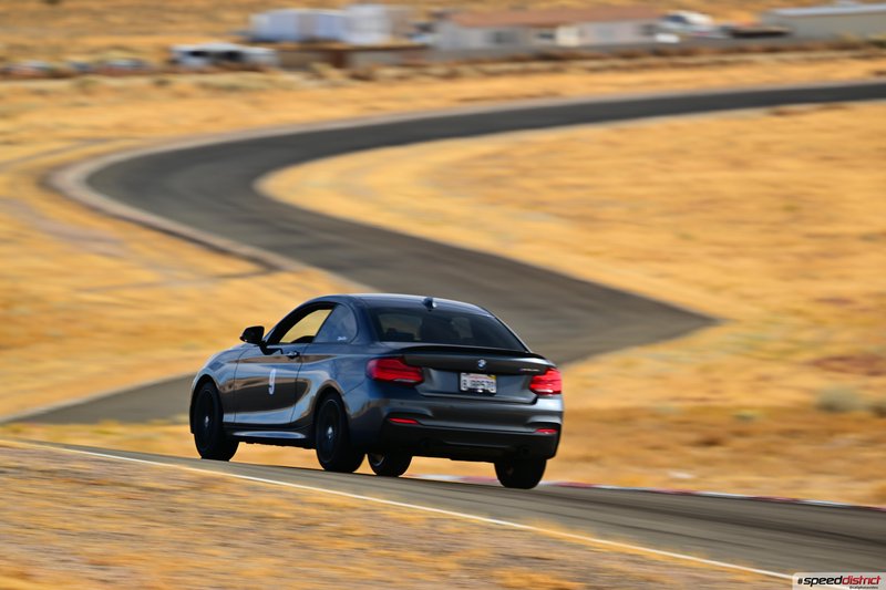 BMW M240i