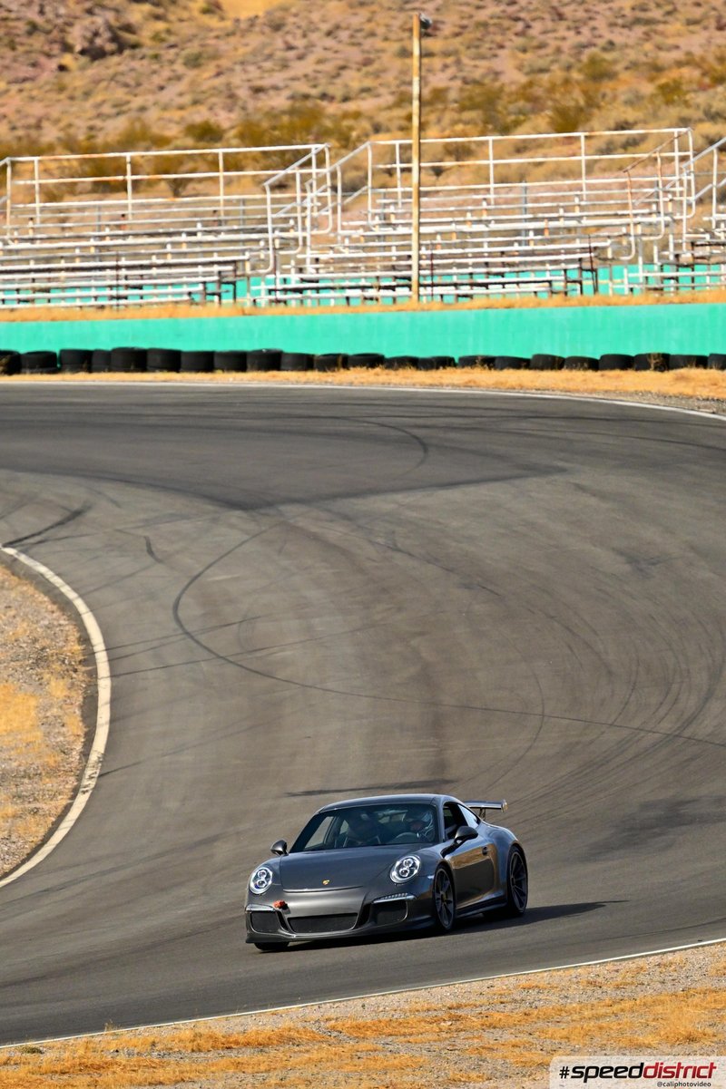 Porsche 911 GT3 RS gray