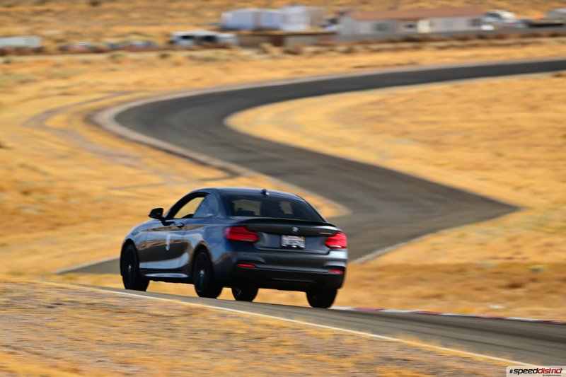 BMW M240i