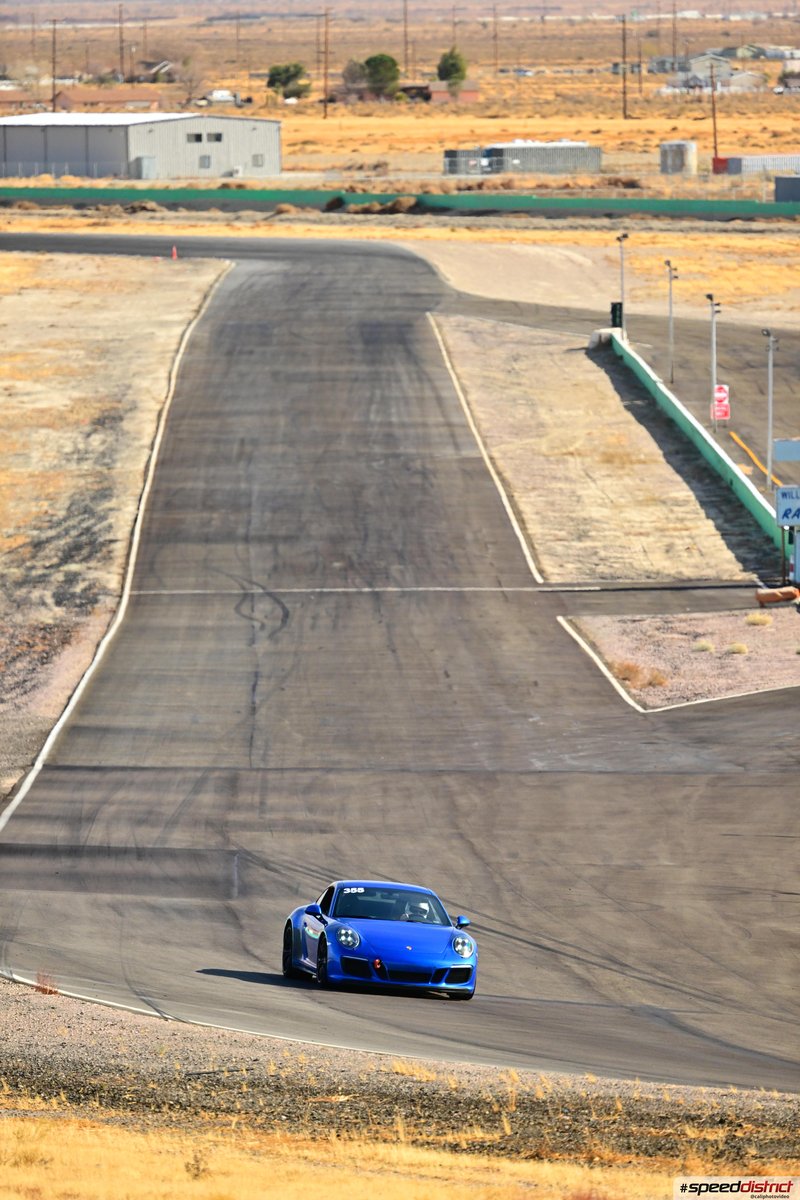 Porsche 911 GTS