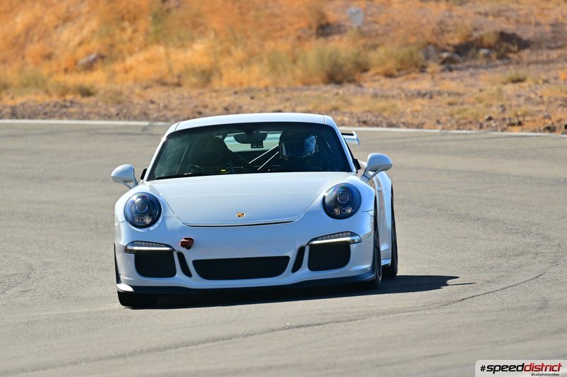 Porsche 911 GT3 white