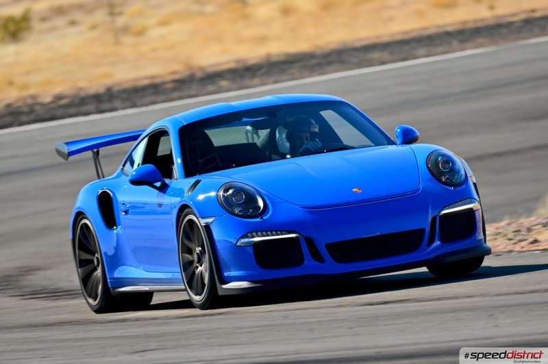 Porsche 911 GT3 RS blue