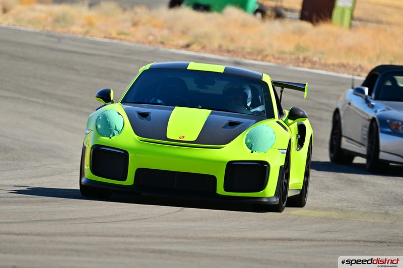 Porsche 911 GT3 RS green