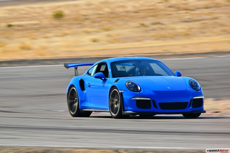 Porsche 911 GT3 RS blue