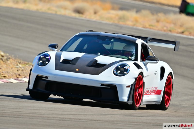 Porsche 911 GT3 RS white