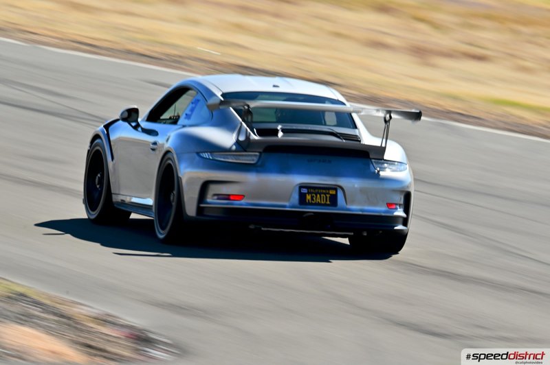 Porsche 911 GT3 RS silver