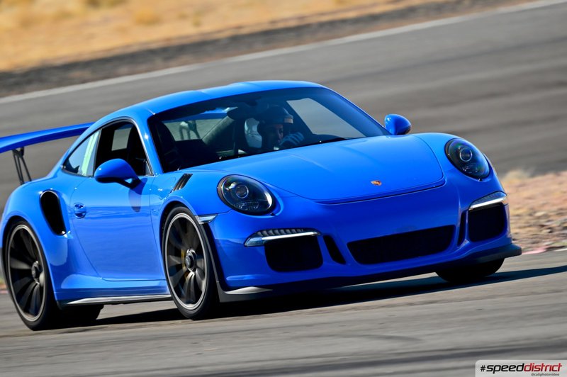 Porsche 911 GT3 RS blue