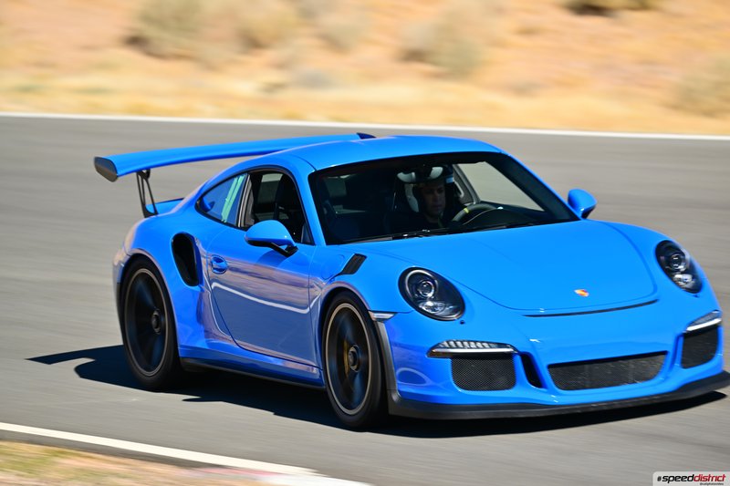 Porsche 911 GT3 RS blue