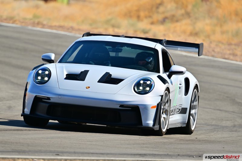 Porsche 911 GT3 RS white