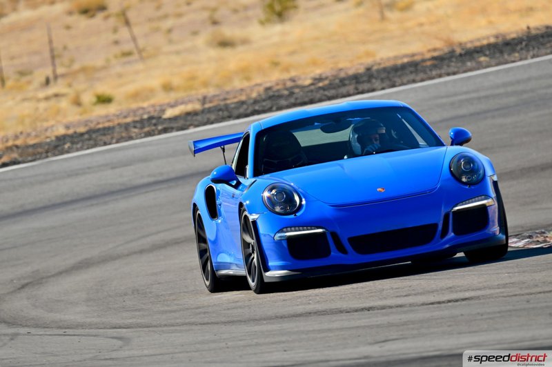 Porsche 911 GT3 RS blue