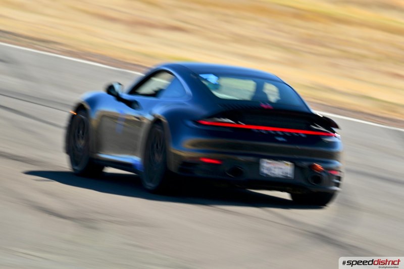 Porsche 911 GT3 blue