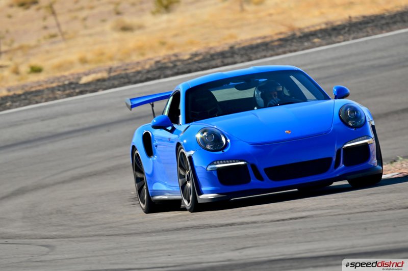 Porsche 911 GT3 RS blue